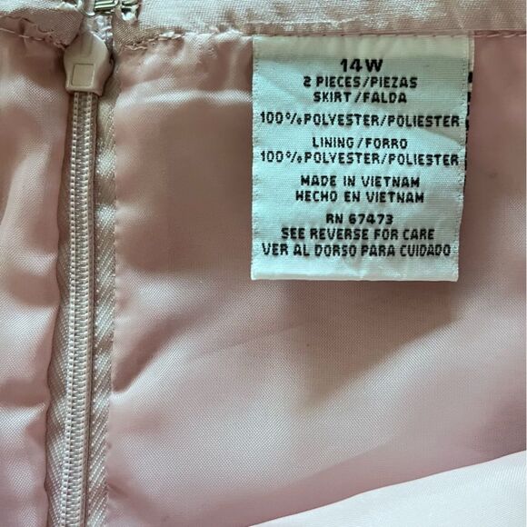 Vintage Pink Skirt Suit Set - Picture 7 of 11